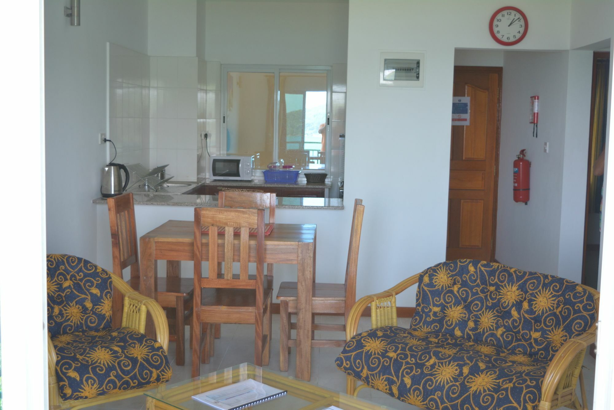 Manfiyo Guest House Anse Boileau Exterior foto