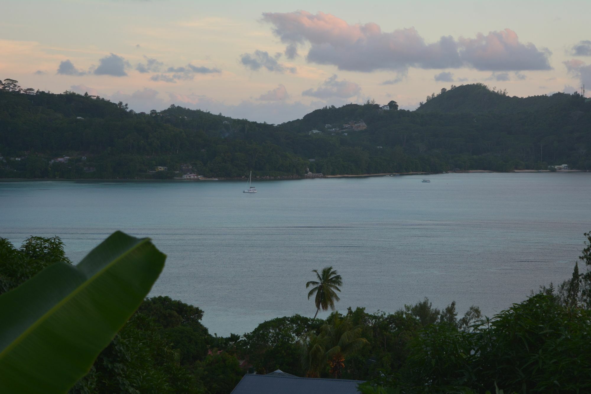 Manfiyo Guest House Anse Boileau Exterior foto